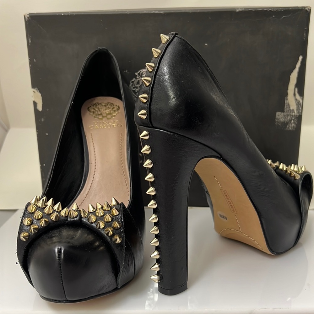 Vince camuto black soft leather heels with spikes